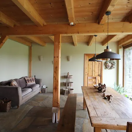 Casa vacanze Beautiful Stone Riverside Retreat *