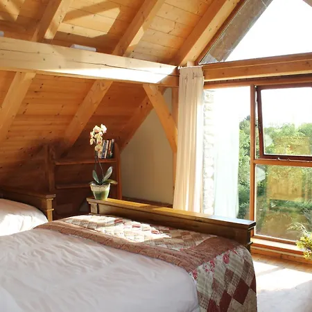Casa vacanze Beautiful Stone Riverside Retreat *